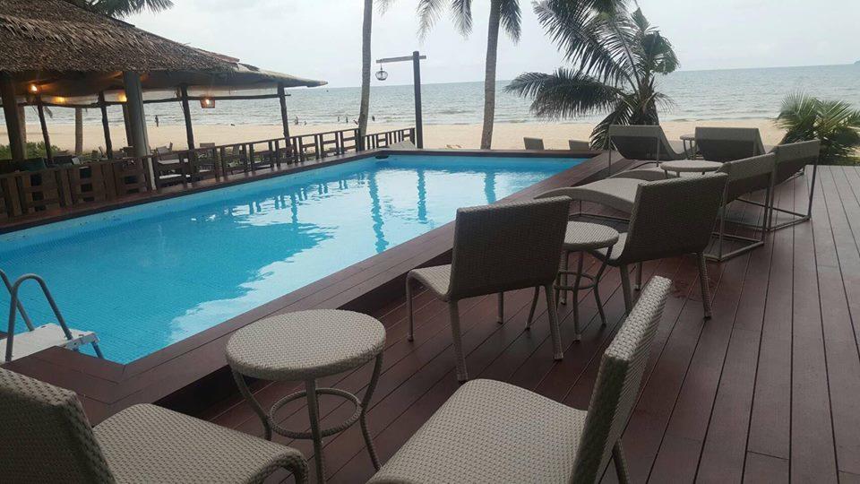 Baan Chumphon Hotel Pathio Exterior photo
